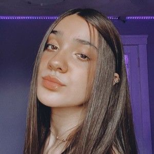 Meet your Posher, Gabby